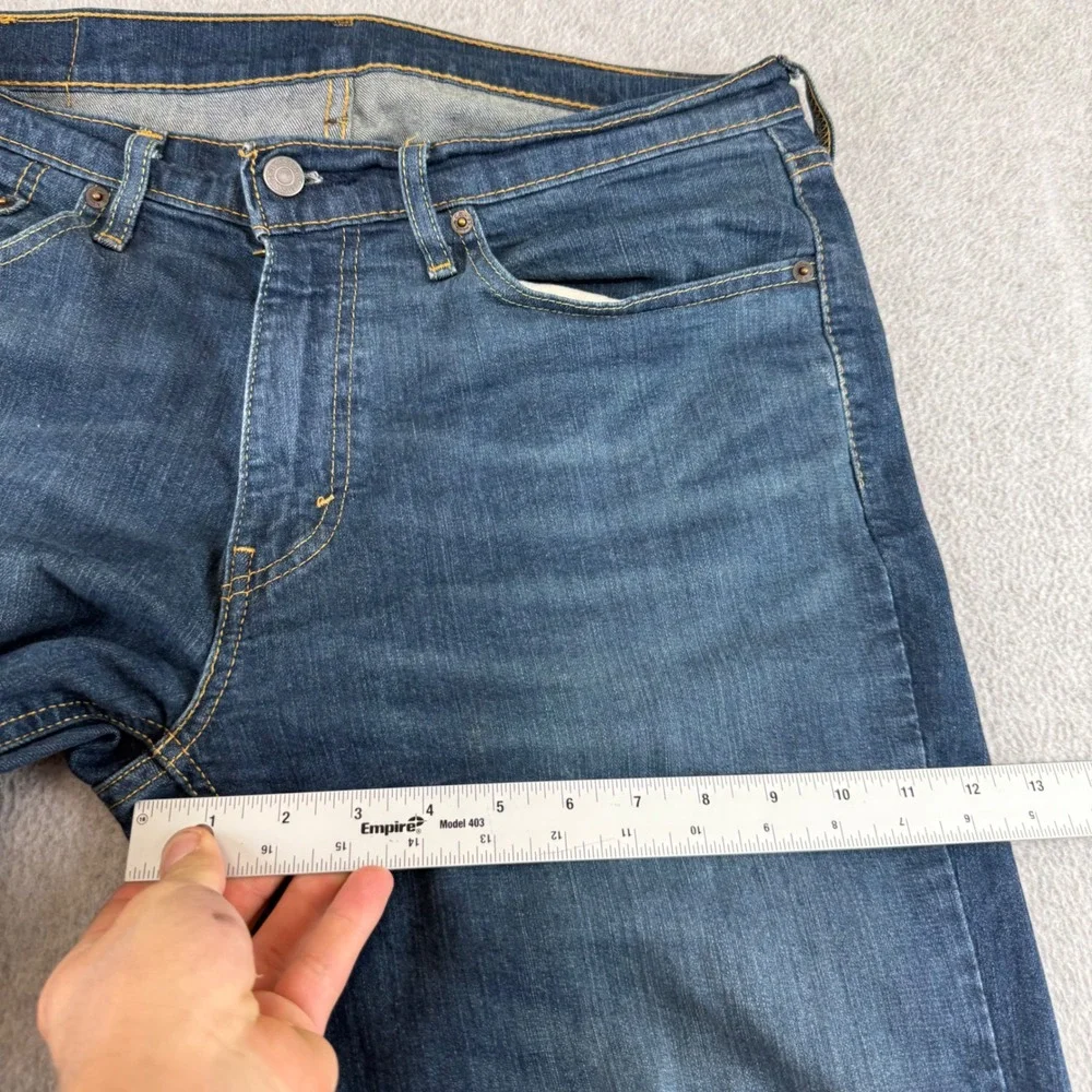 Levis attributes 541